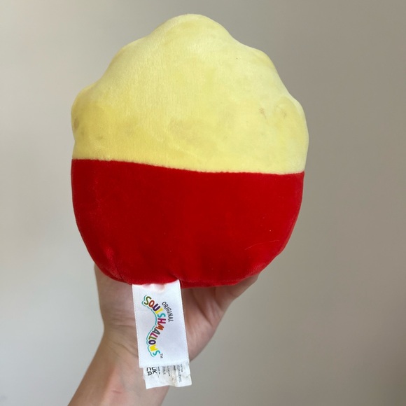 Squishmallow Fries (5 inch) - Picture 2 of 3